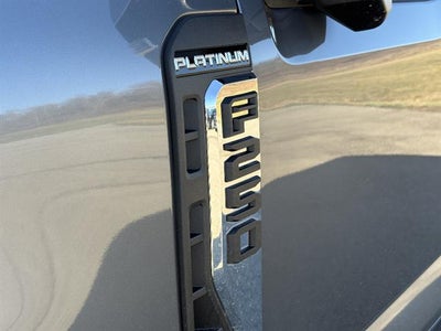 2024 Ford Super Duty F-250 SRW Platinum