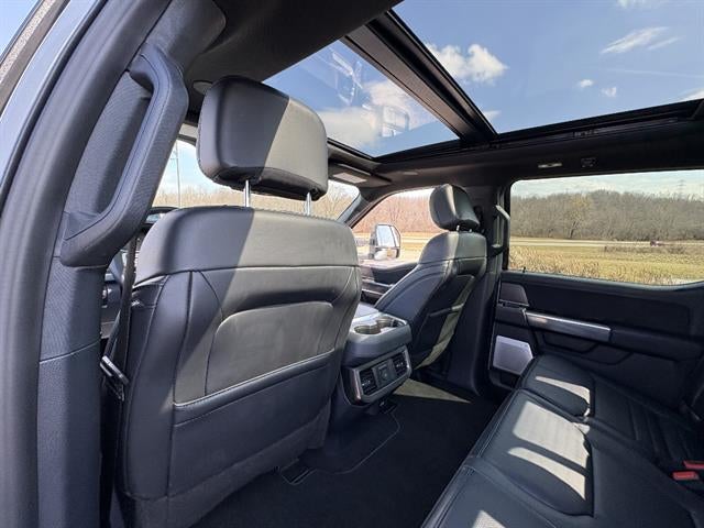 2026 Ford Super Duty F-350 SRW Platinum