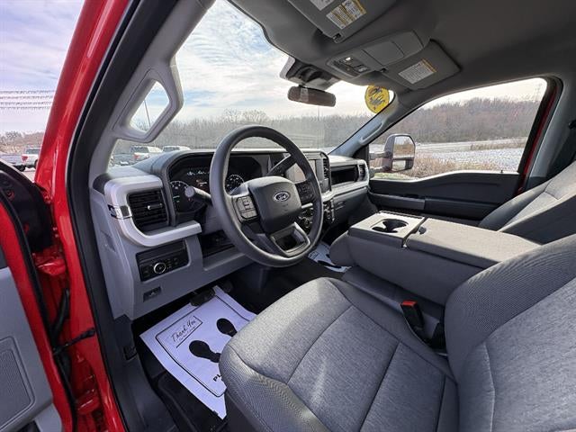 2026 Ford Super Duty F-350 DRW XLT