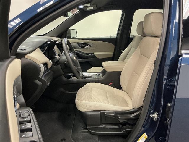 2022 Chevrolet Traverse LS
