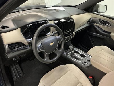 2022 Chevrolet Traverse LS