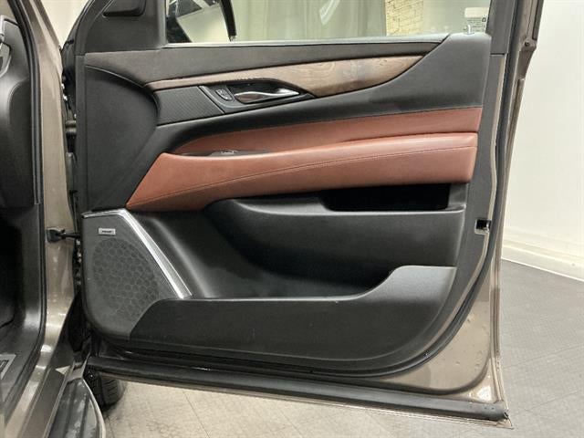 2016 Cadillac Escalade ESV Luxury Collection