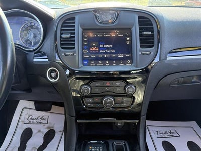 2022 Chrysler 300 S V6