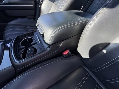 2022 Chrysler 300 S V6