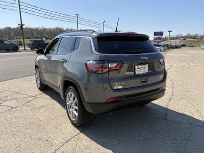 2023 Jeep Compass Latitude Lux