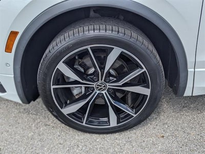 2022 Volkswagen Tiguan 2.0T SEL R-Line 4Motion