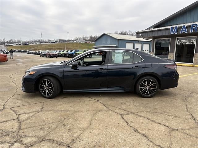 2021 Toyota Camry SE 4dr Sedan