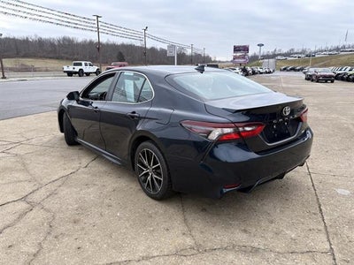 2021 Toyota Camry SE 4dr Sedan