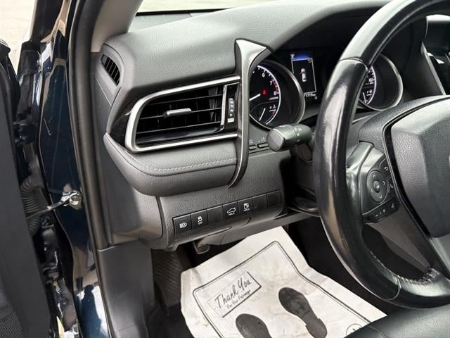 2021 Toyota Camry SE 4dr Sedan