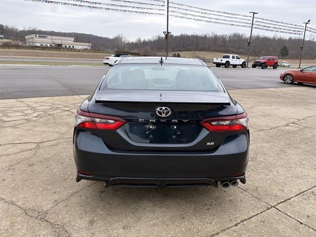 2021 Toyota Camry SE 4dr Sedan