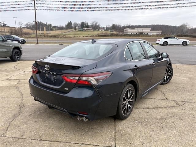 2021 Toyota Camry SE 4dr Sedan