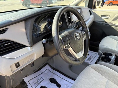 2018 Toyota Sienna LE 8-Passenger