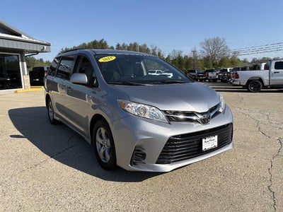 2018 Toyota Sienna LE 8-Passenger