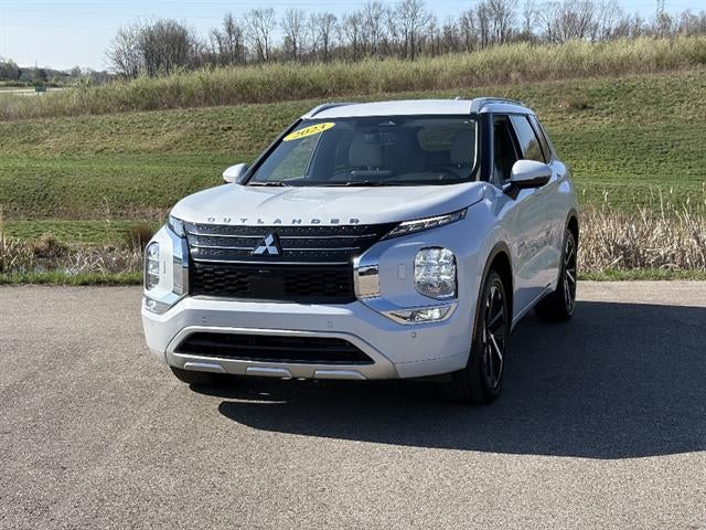 2023 Mitsubishi Outlander SEL