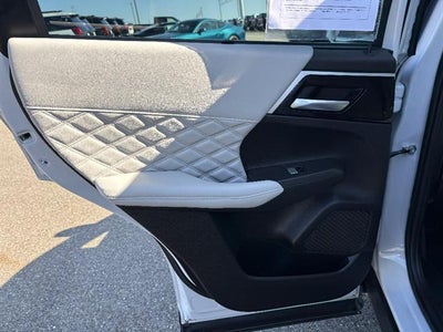 2023 Mitsubishi Outlander SEL