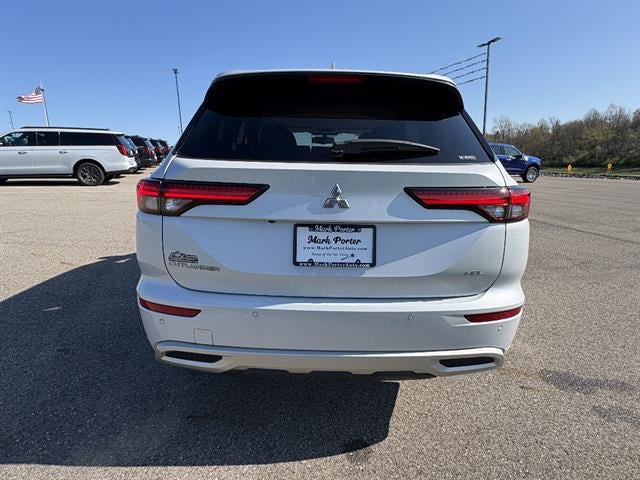 2023 Mitsubishi Outlander SEL
