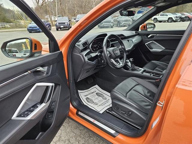 2023 Audi Q3 2.0T quattro Premium S line