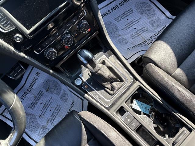 2016 Volkswagen Golf R Base