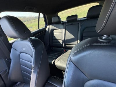 2016 Volkswagen Golf R Base