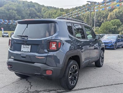2023 Jeep Renegade Trailhawk