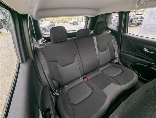 2023 Jeep Renegade Trailhawk