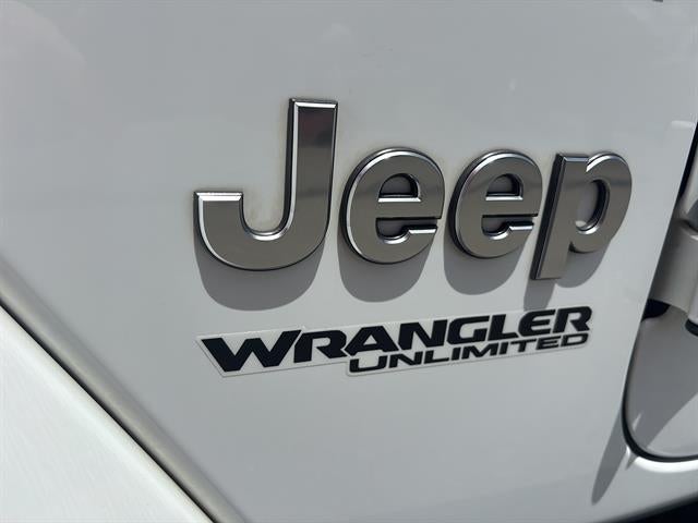 2022 Jeep Wrangler Unlimited Sahara 4x4