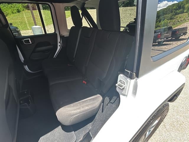 2022 Jeep Wrangler Unlimited Sahara 4x4