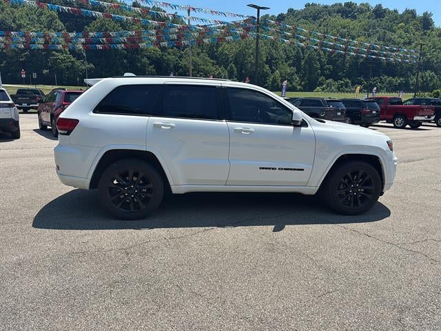2021 Jeep Grand Cherokee Laredo X 4x4