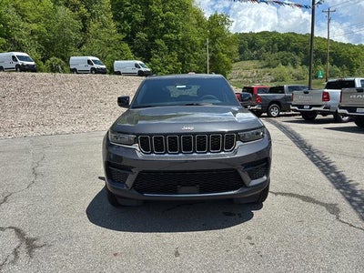 2026 Jeep Grand Cherokee GRAND CHEROKEE LAREDO X 4X4