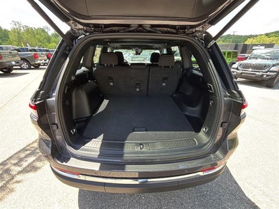 2026 Jeep Grand Cherokee GRAND CHEROKEE LAREDO X 4X4