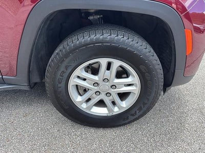 2025 Jeep Grand Cherokee Laredo 4x4