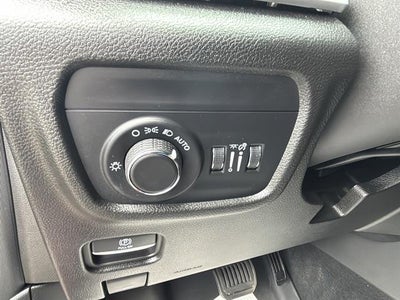 2025 Jeep Grand Cherokee Laredo 4x4