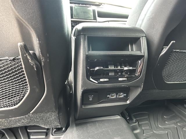 2025 Jeep Grand Cherokee Laredo 4x4