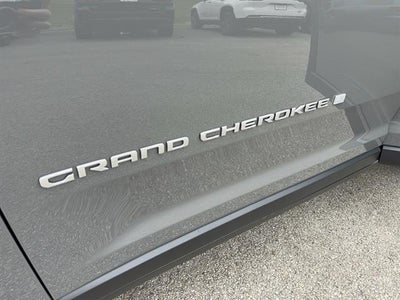 2027 Jeep Grand Cherokee GRAND CHEROKEE LAREDO X 4X4