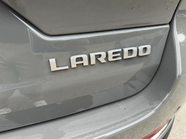 2027 Jeep Grand Cherokee GRAND CHEROKEE LAREDO X 4X4