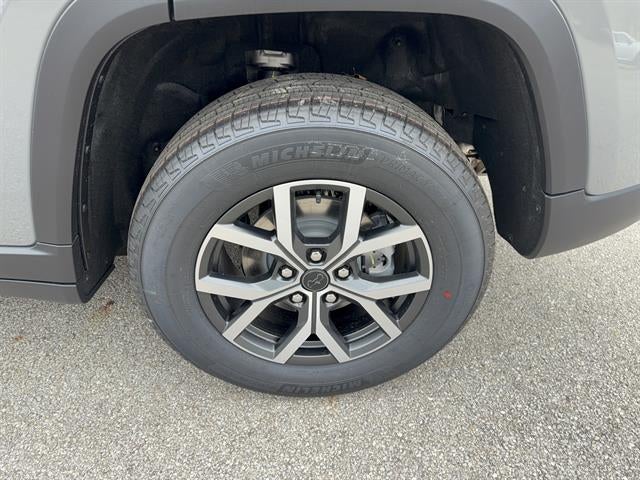 2027 Jeep Grand Cherokee GRAND CHEROKEE LAREDO X 4X4