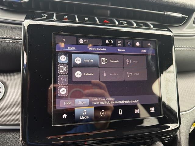 2025 Jeep Grand Cherokee GRAND CHEROKEE LAREDO 4X4