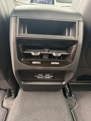 2025 Jeep Grand Cherokee GRAND CHEROKEE LAREDO 4X4