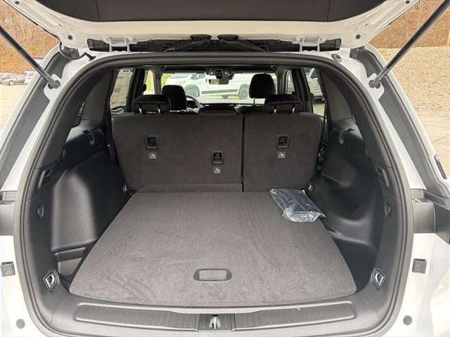 2025 Jeep Grand Cherokee GRAND CHEROKEE LAREDO 4X4