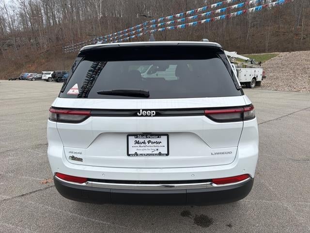 2025 Jeep Grand Cherokee GRAND CHEROKEE LAREDO 4X4