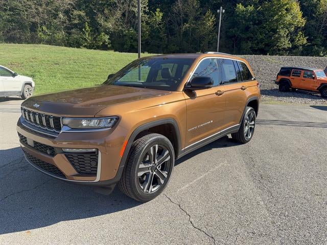 2027 Jeep Grand Cherokee GRAND CHEROKEE LIMITED 4X4