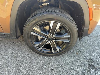 2027 Jeep Grand Cherokee GRAND CHEROKEE LIMITED 4X4