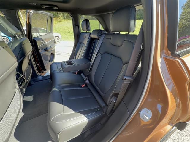 2027 Jeep Grand Cherokee GRAND CHEROKEE LIMITED 4X4