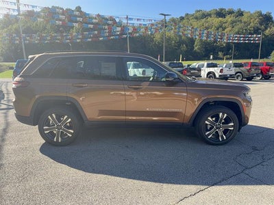 2027 Jeep Grand Cherokee GRAND CHEROKEE LIMITED 4X4