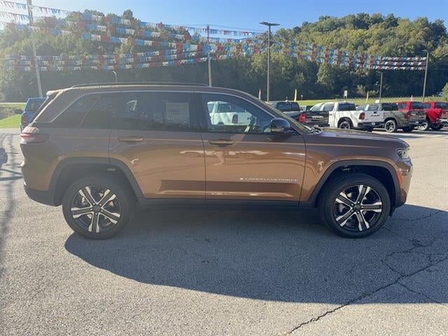 2027 Jeep Grand Cherokee GRAND CHEROKEE LIMITED 4X4
