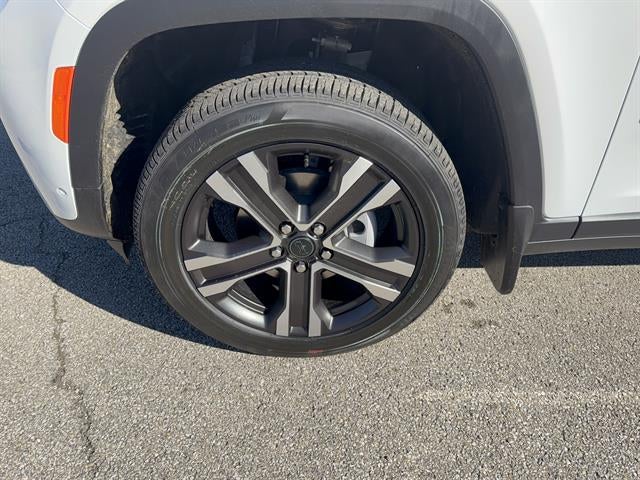 2027 Jeep Grand Cherokee GRAND CHEROKEE LIMITED 4X4