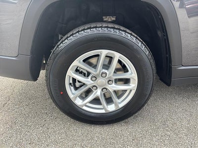 2026 Jeep Grand Cherokee GRAND CHEROKEE L LAREDO X 4X4