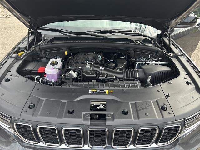 2026 Jeep Grand Cherokee GRAND CHEROKEE L LAREDO X 4X4