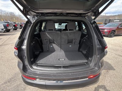 2026 Jeep Grand Cherokee GRAND CHEROKEE L LAREDO X 4X4