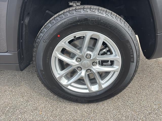 2026 Jeep Grand Cherokee GRAND CHEROKEE L LAREDO X 4X4